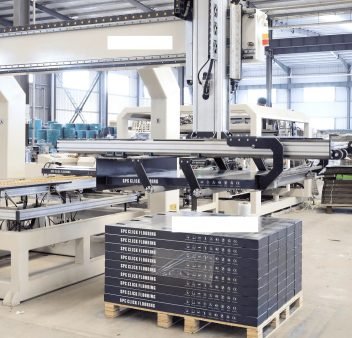 1080 7 automatic packing line Qingdao Huanju New Material Co SPC FLOORING source factory spc vinyl flooring manufacturer supplier7G3A7015